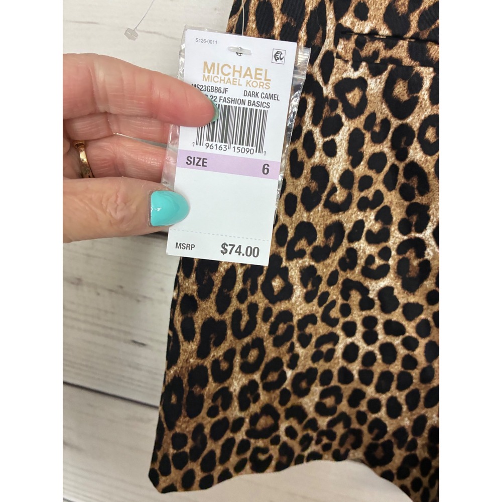 Michael Michael Kors Leopard Print Shorts Dark Camel MS23GBB6JF Womens Sz 6 NWT - Picture 4 of 6